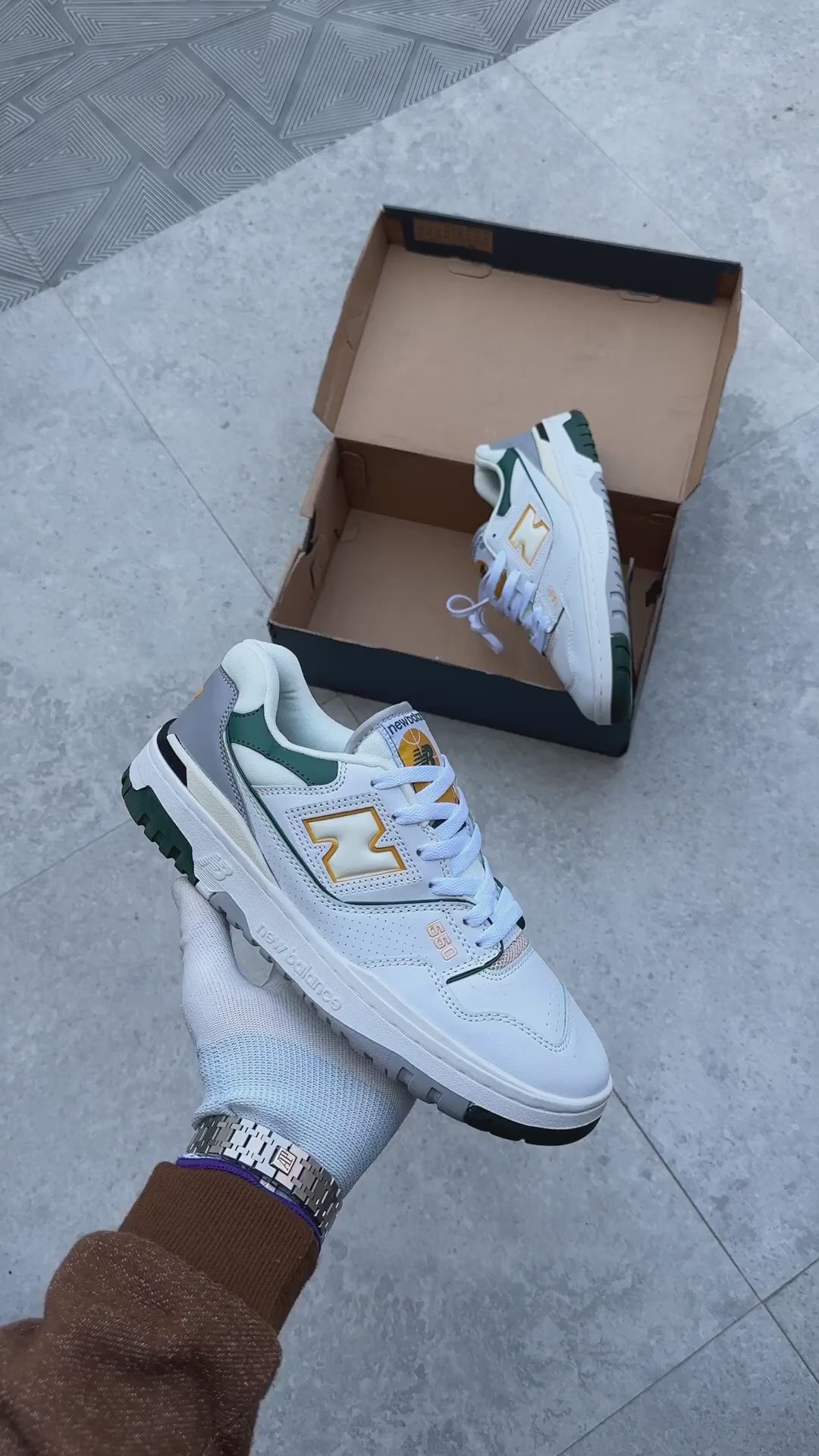 New Balance 550 Night Watch Green
