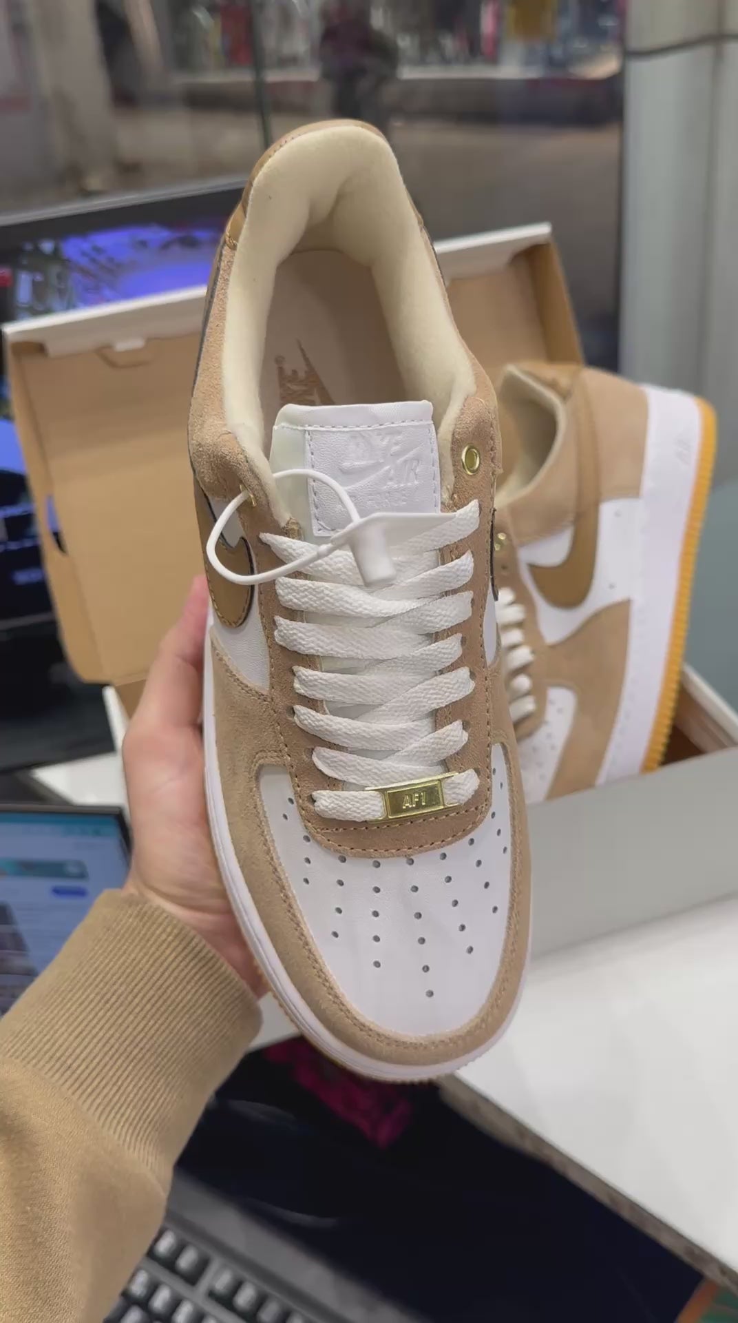 Nike Air Force 1 Low "Vachetta Tan"