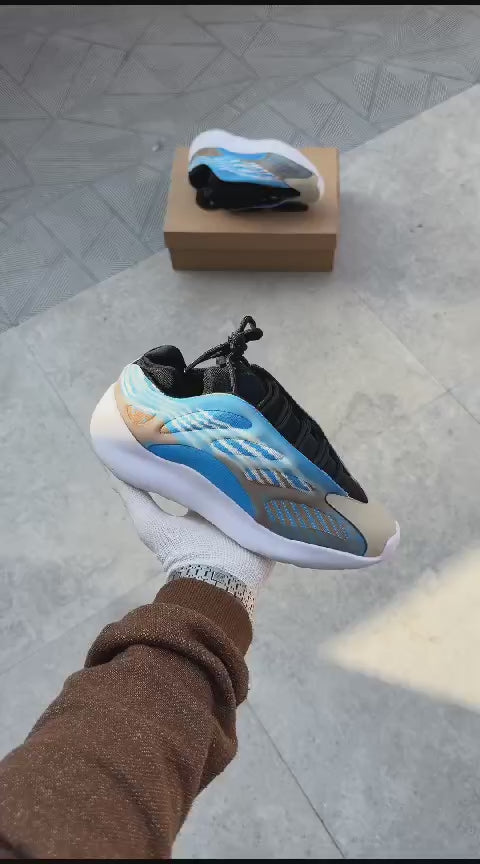 Adidas Yeezy 700 V3 Arzareth