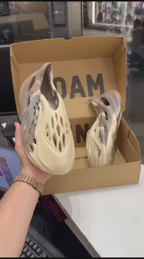 Yeezy Foam Runner Cream Clay